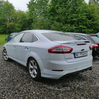 Ford Mondeo - powypadkowy